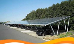 Установка солнечных электростанций на крышах складов и навесах становится обязательной во Франции