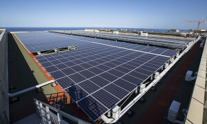 Сонячні електростанції для бізнес-центрів Києва: як розподілити генерацію між орендарями