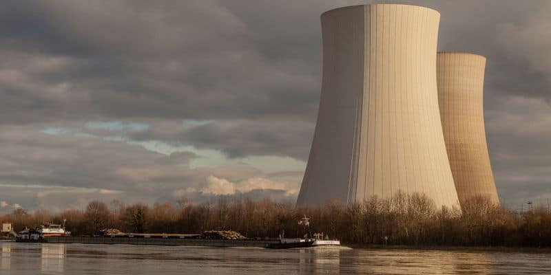 Одна з семи атомних електростанцій припинила свою роботу в Німеччині. Про це повідомило агентство The Associated Press.
