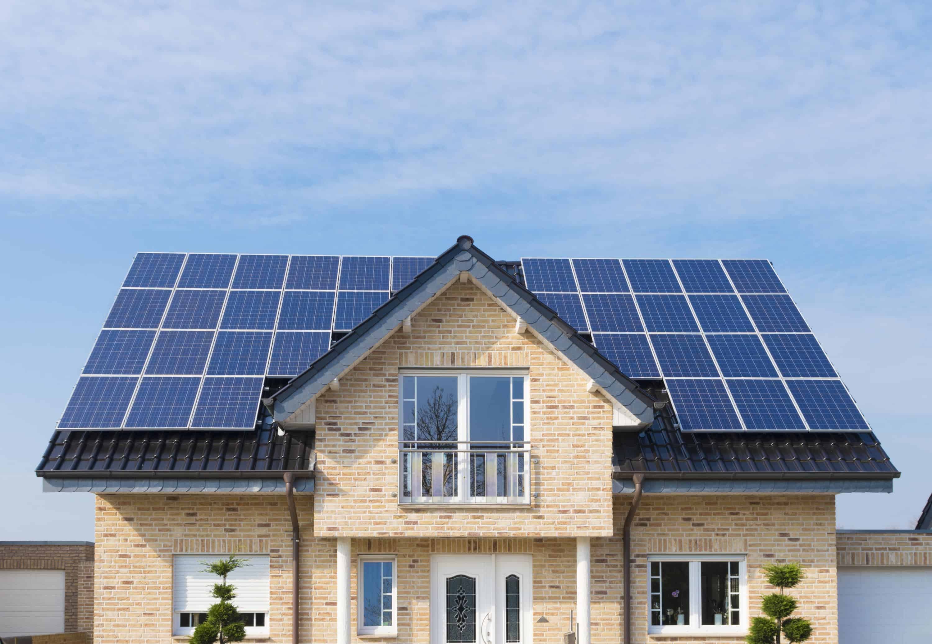 Квадратна сонячна батарея від австрійського виробника Kioto Solar