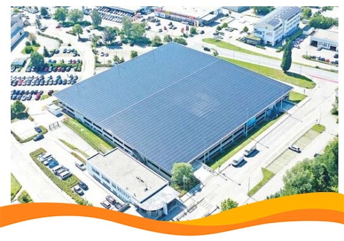 Найбільша за розмірами автостоянка з сонячним дахом введена в експлуатацію в Баварії