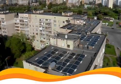 Промислова сонячна електростанція встановлена ​​на даху багатоповерхівки на Троєщині