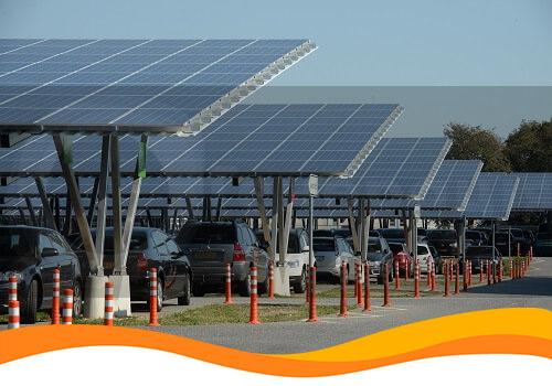 Навіси з сонячних батарей будуть встановлювати над автостоянками на північних землях ФРН