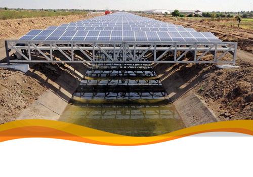 Сонячні панелі тепер встановлюють над каналами