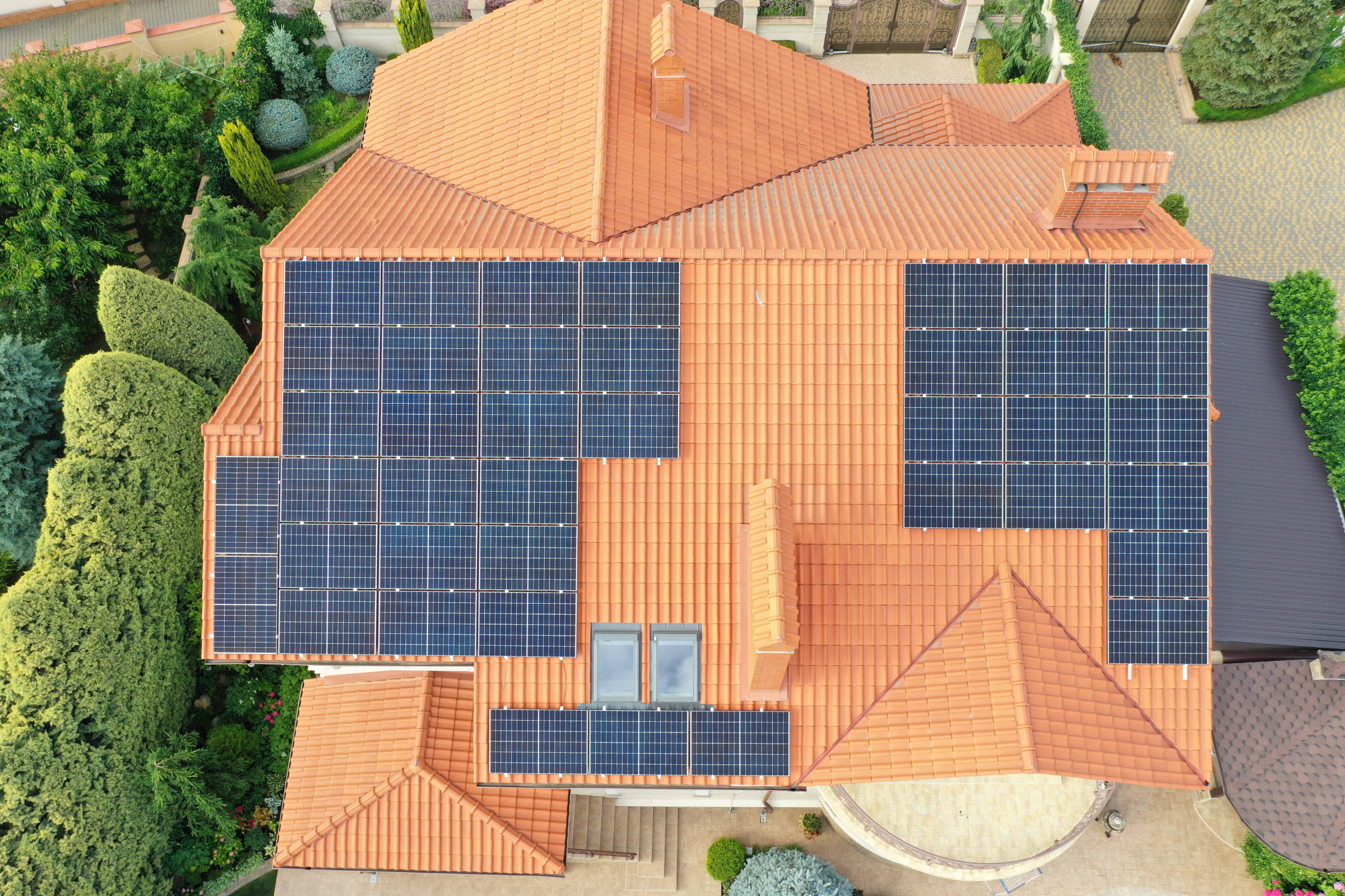 Финансовые стимулы и гранты для бизнеса на установку солнечных панелей в Украине