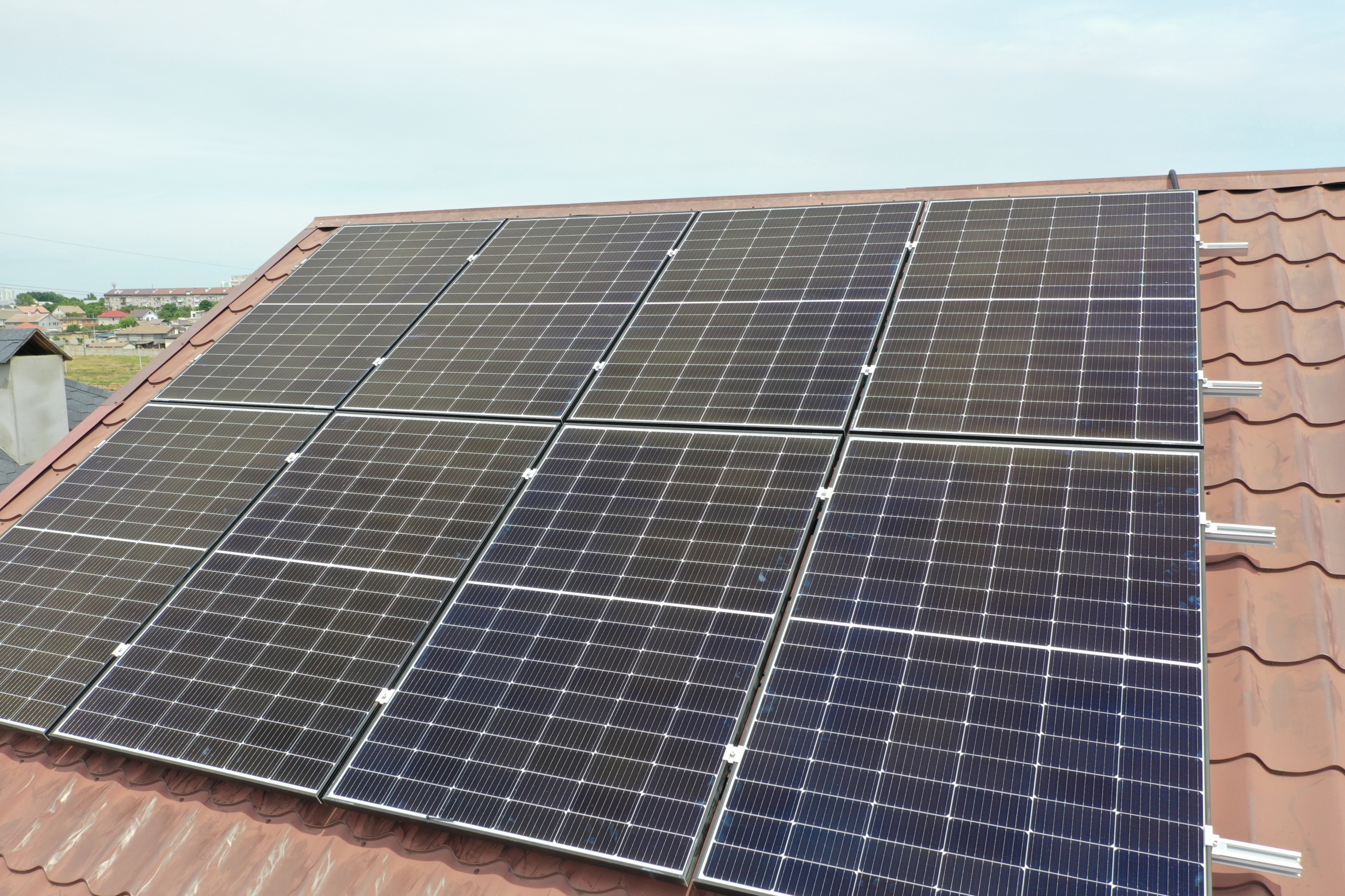 Солнечные электростанции для бизнеса: как компании сокращают расходы