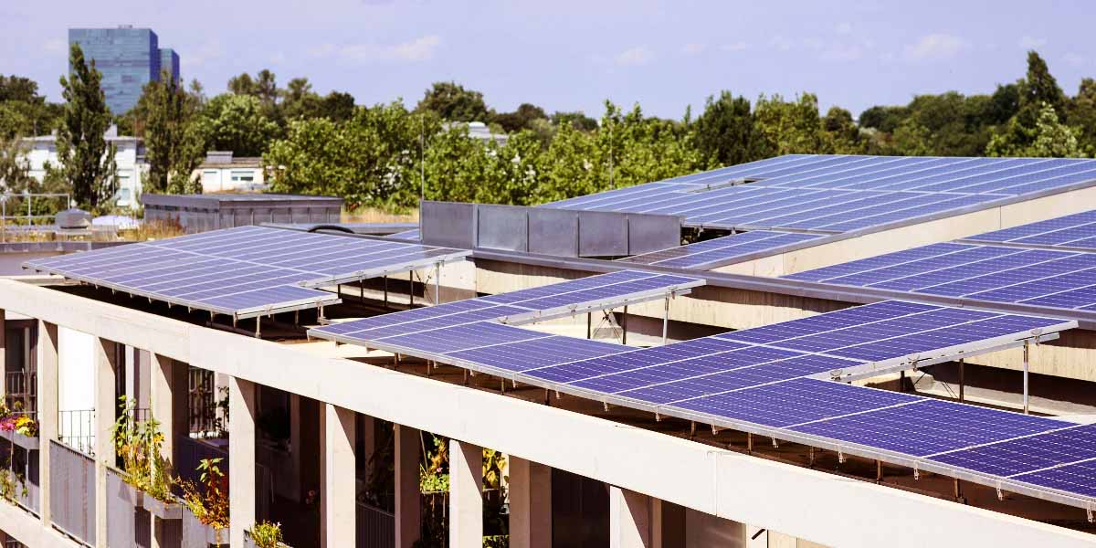 Як оформити документи на сонячну електростанцію в Київській області без штрафів і відмов